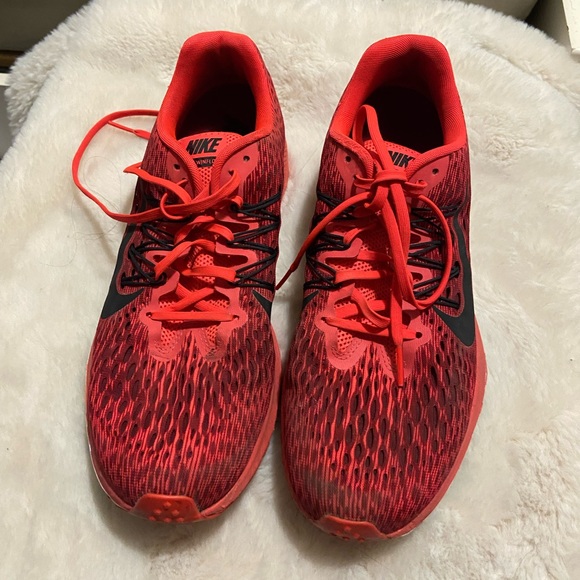 Nike Air Zoom Winflo 5 Bright crimson men’s shoe - Picture 1 of 6